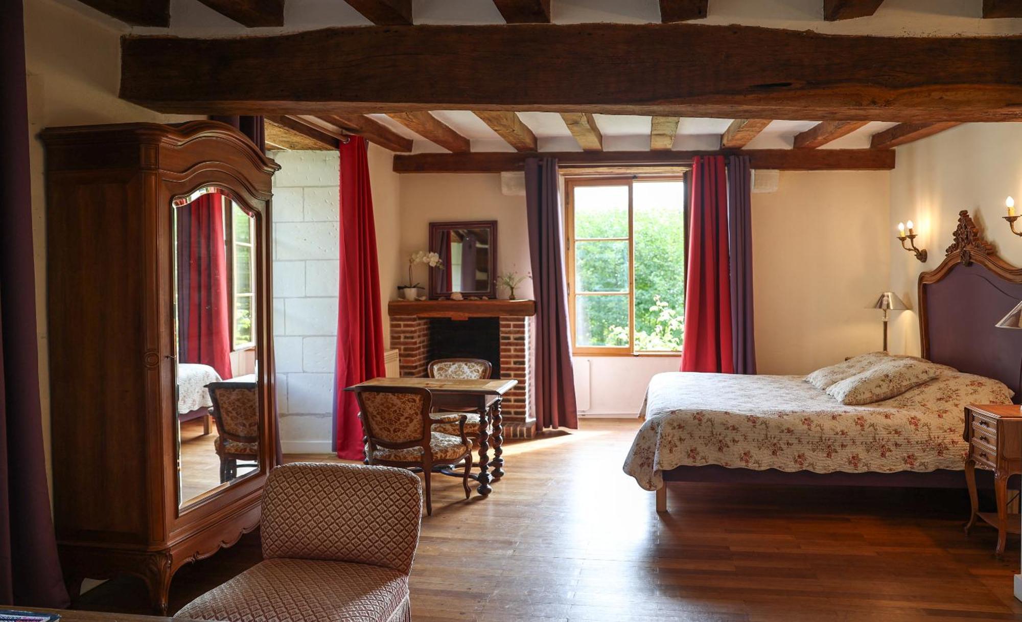 Chateau-Monastere De La Corroirie มงเทรซอร์ ภายนอก รูปภาพ