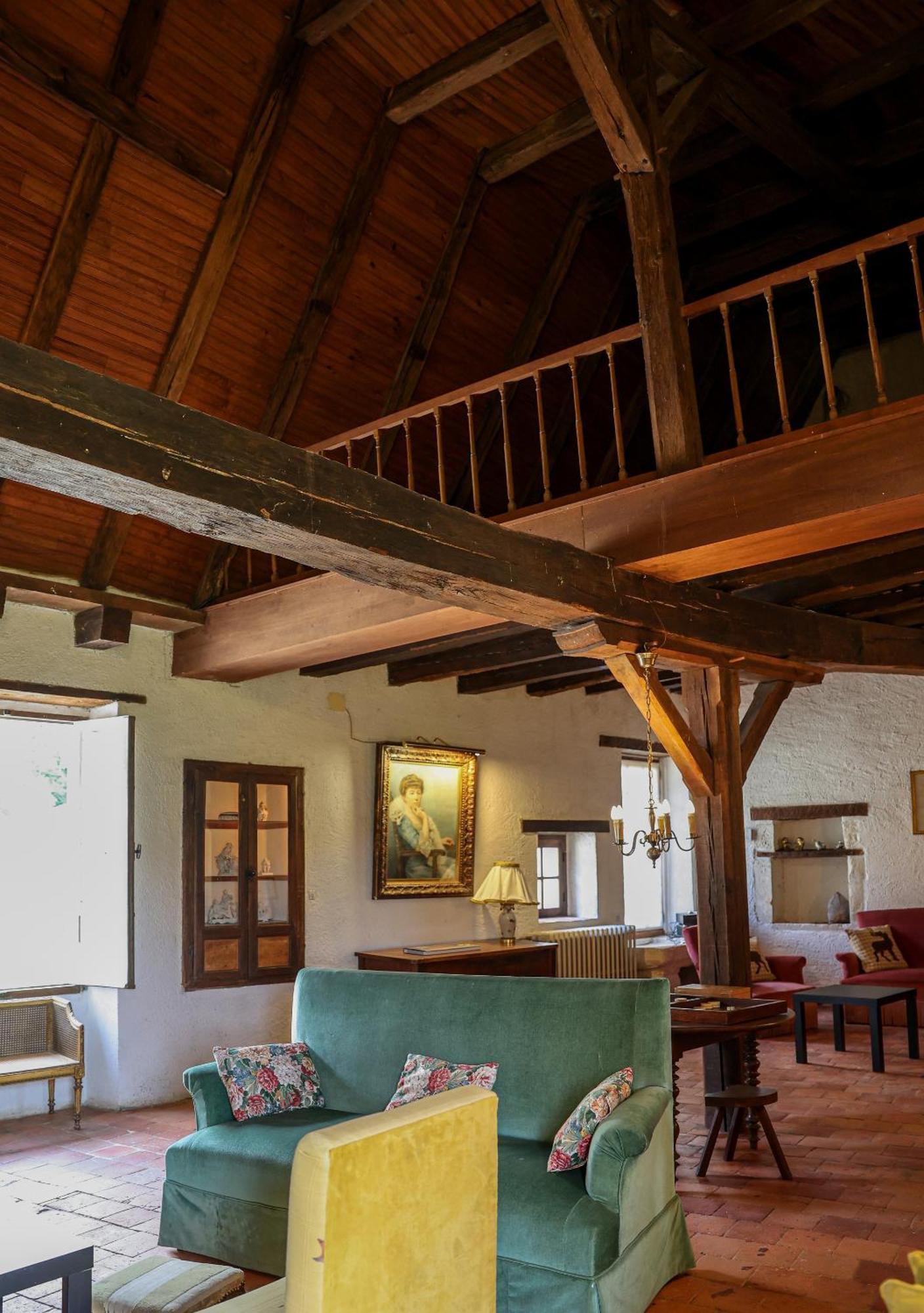 Chateau-Monastere De La Corroirie มงเทรซอร์ ภายนอก รูปภาพ